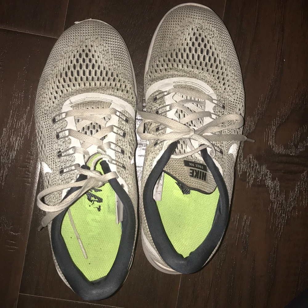 Nike gym shoes